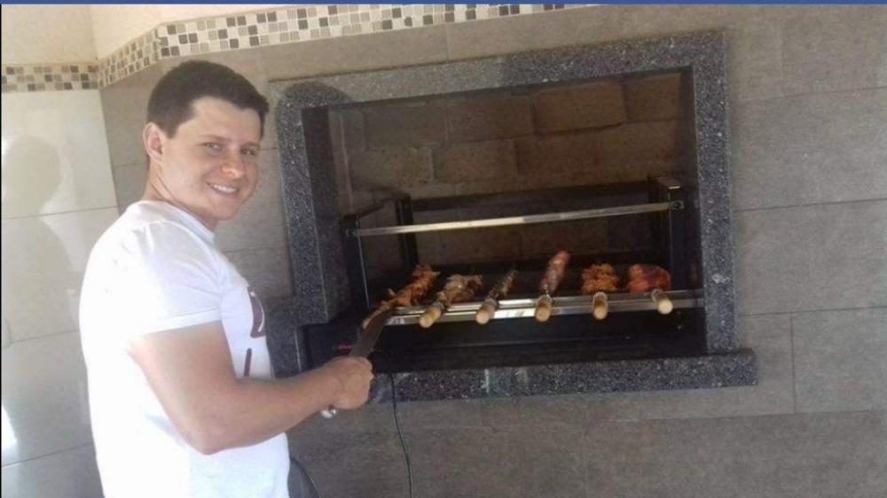 Jovem morre ao ser atingido na cabeça por hélice de implemento agrícola em São Gabriel