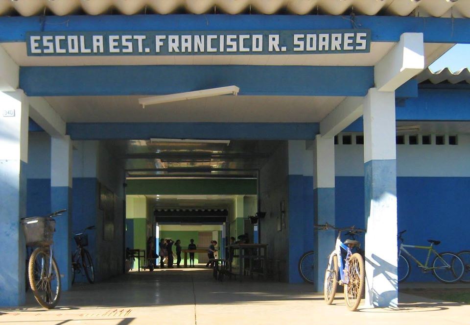 Prof. Joelson Honorato e Profª Diane Klis são reeleitos diretores escolares