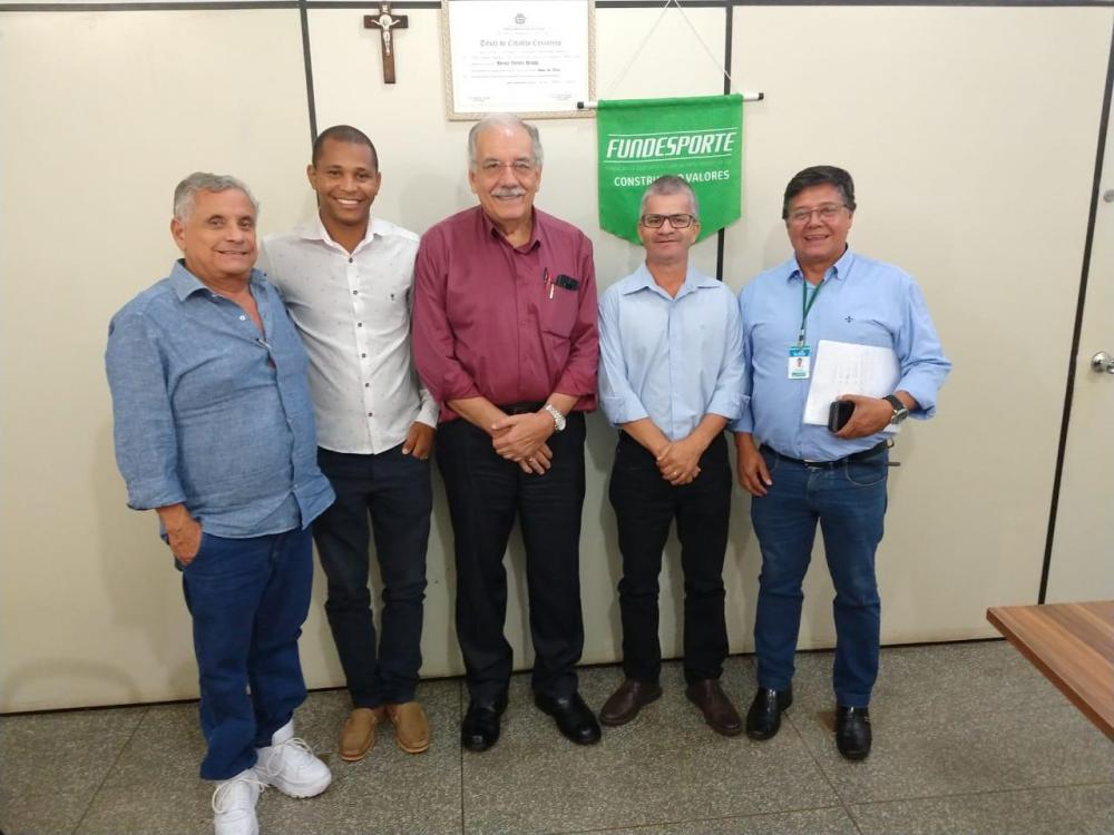 Prefeito Enelton Ramos recebe liberação de Emenda Parlamentar no valor R$ 300 mil e anuncia revitalização do Ginásio de Esporte Dione Grison Dultra.