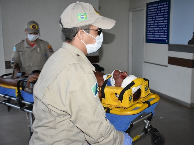 Idoso é agredido a pauladas por vizinho no Nova Coxim