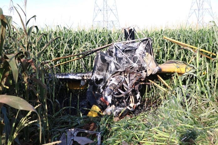 Avião cai e piloto com traumatismo craniano escapa da explosão