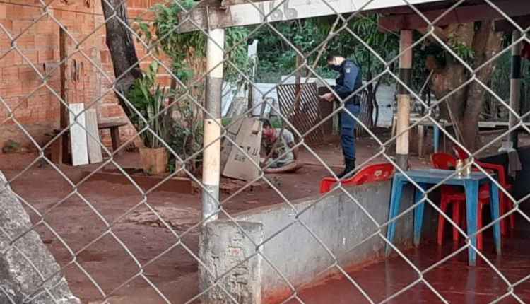 Filho mata mãe com golpes de facão em Campo Grande
