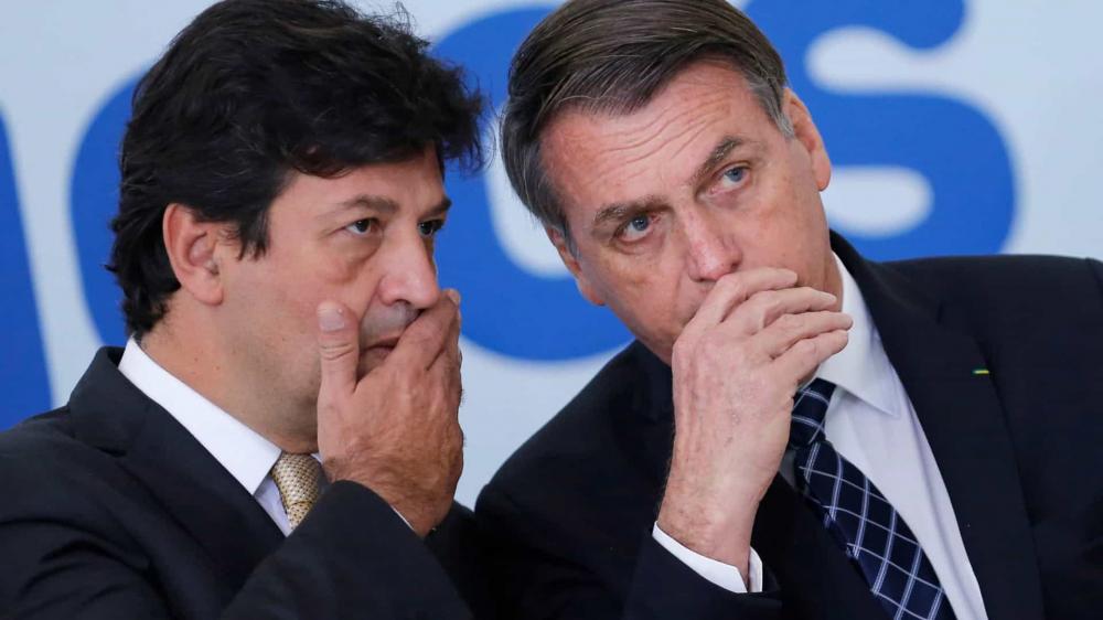 Mandetta avisa equipe que será demitido e Bolsonaro procura substituto