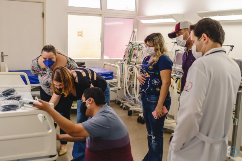 Coxim começa receber equipamentos para habilitação de leitos de UTI no Hospital Regional