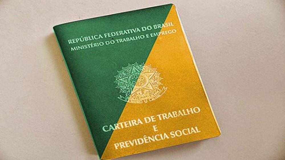 Bolsonaro revoga MP do Contrato Verde Amarelo e editará novo texto