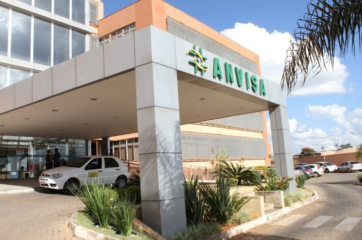 Anvisa aprova primeiro produto à base de maconha no País