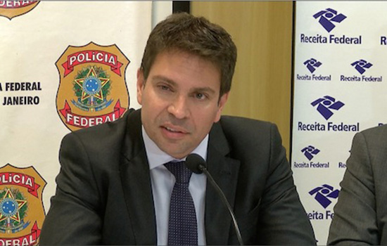 STF suspende nomeação de Alexandre Ramagem para comando da PF