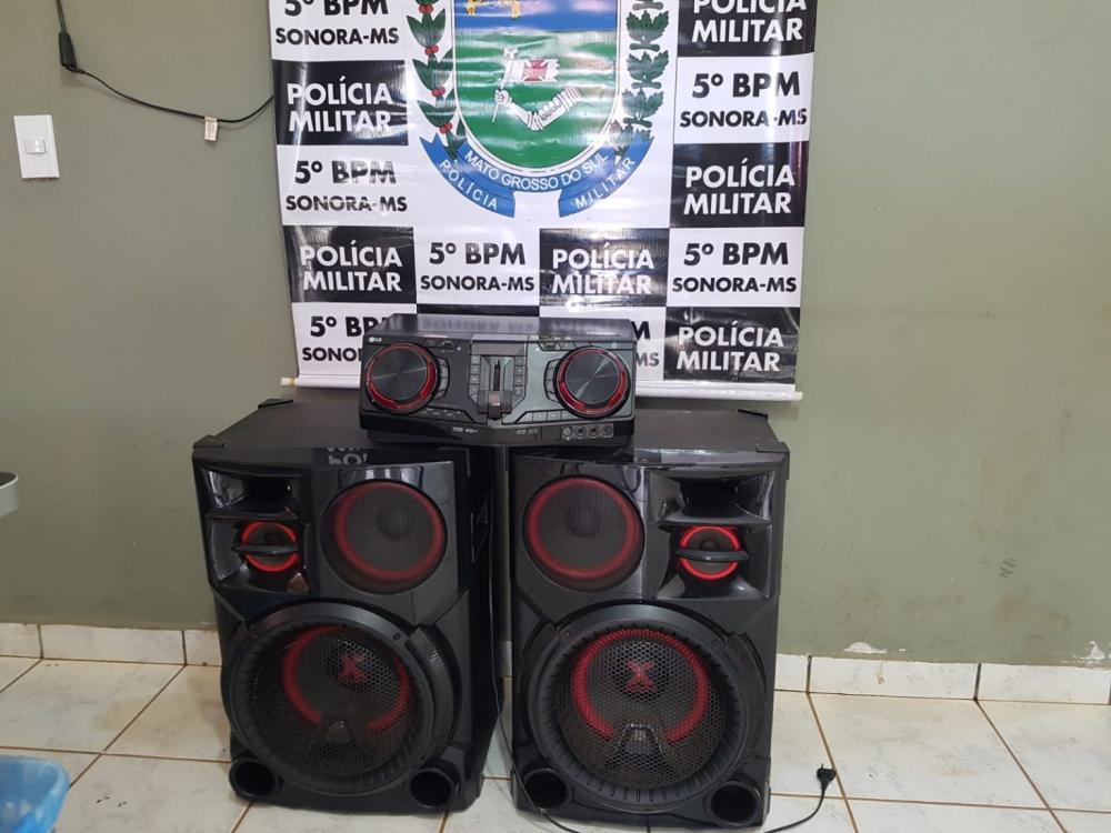 Polícia Militar apreende aparelho de som em Sonora