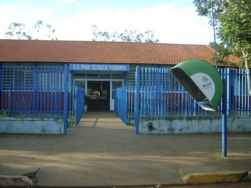 Escolas estaduais Cleuza Teodoro e Francisco Ribeiro inicia na próxima sexta-feira a distribuição de kits de merenda