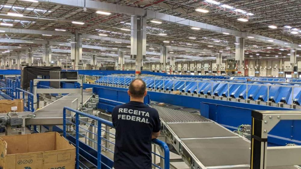 Receita Federal exigirá CPF/CNPJ nas encomendas internacionais