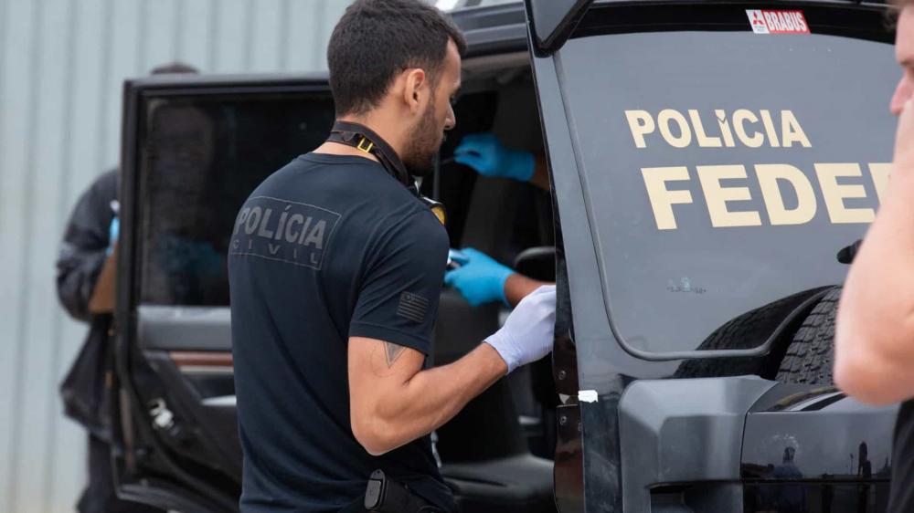 PF faz buscas em endereços ligados a Witzel em operação contra fraudes em hospitais de campanha do Rio de Janeiro