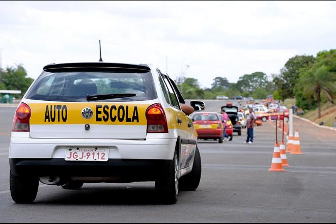 Exames práticos e teóricos para CNH serão retomados em 30 cidades de MS