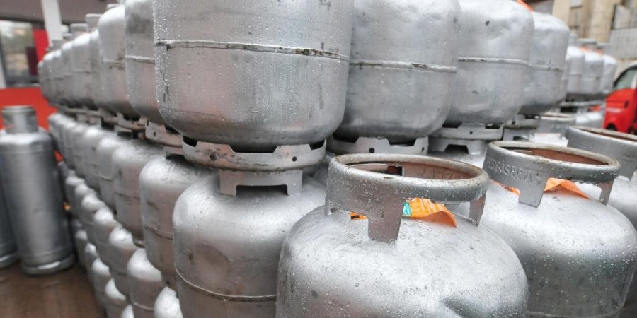 Petrobras reajusta em 5% preço do gás de cozinha