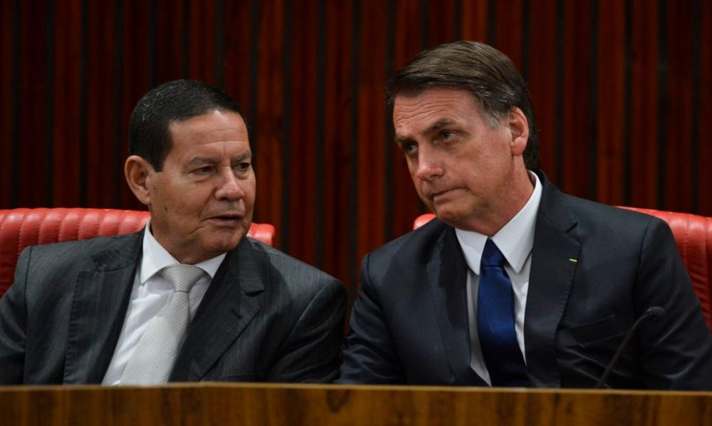TSE começa a julgar nesta 3ª pedidos de cassação de Bolsonaro e Mourão