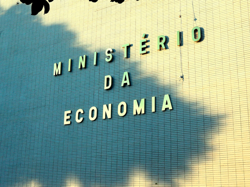 Governo paga primeira parcela do socorro a estados e municípios, de R$ 15 bi