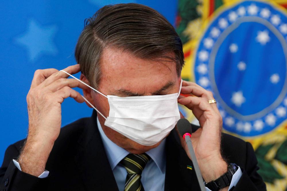 Presidente Jair Bolsonaro testa positivo para covid-19
