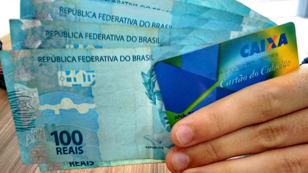 Abono salarial para nascidos em dezembro começa ser pago na quinta-feira