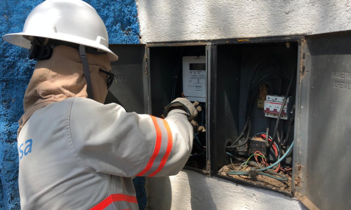 Energia elétrica volta a poder ser cortada a partir de hoje em todo o Brasil