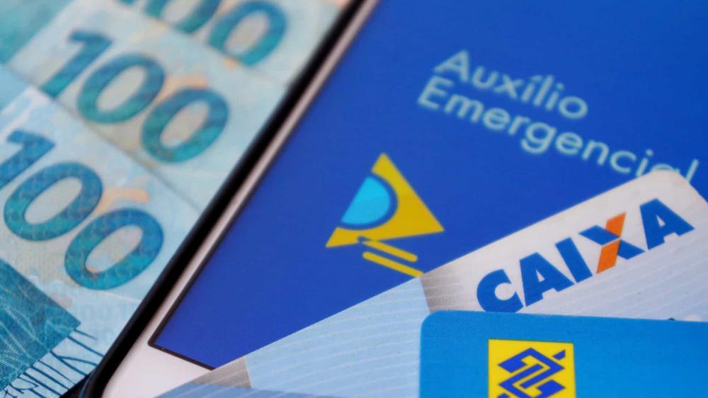 Bolsa Família começa a receber última parcela do auxílio dia 18