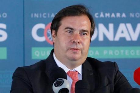 Maia espera proposta do governo para debater prorrogação do auxílio emergencial