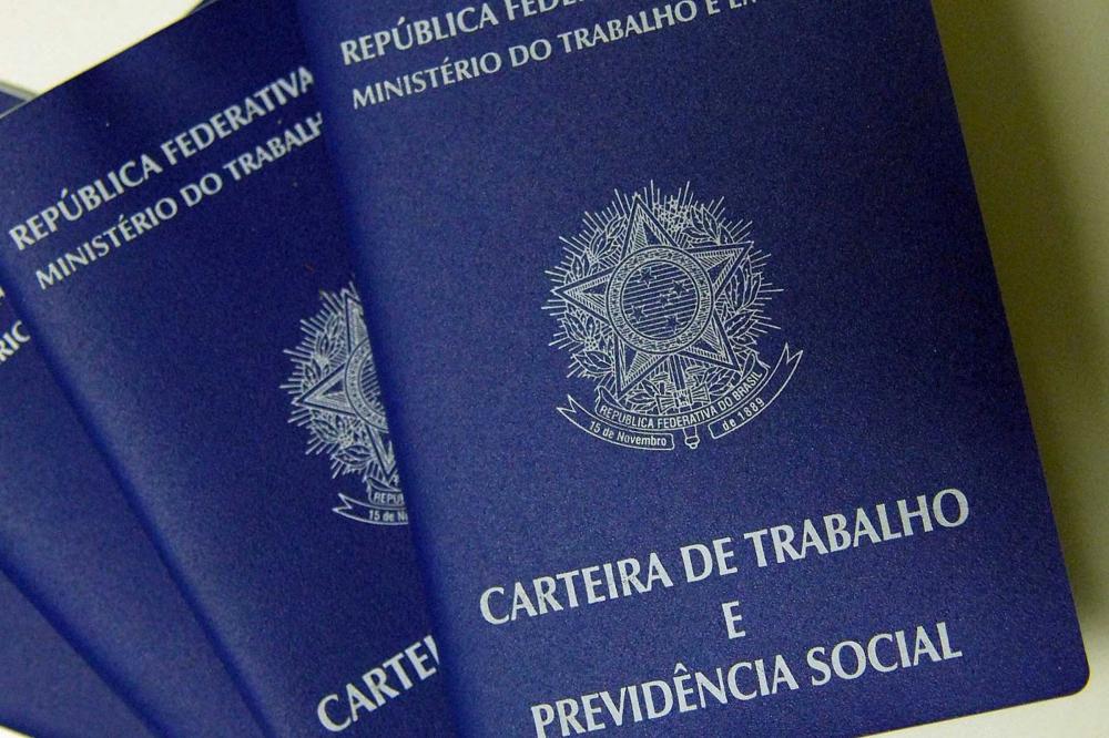 Governo derruba multa de 10% sobre FGTS paga por empresas