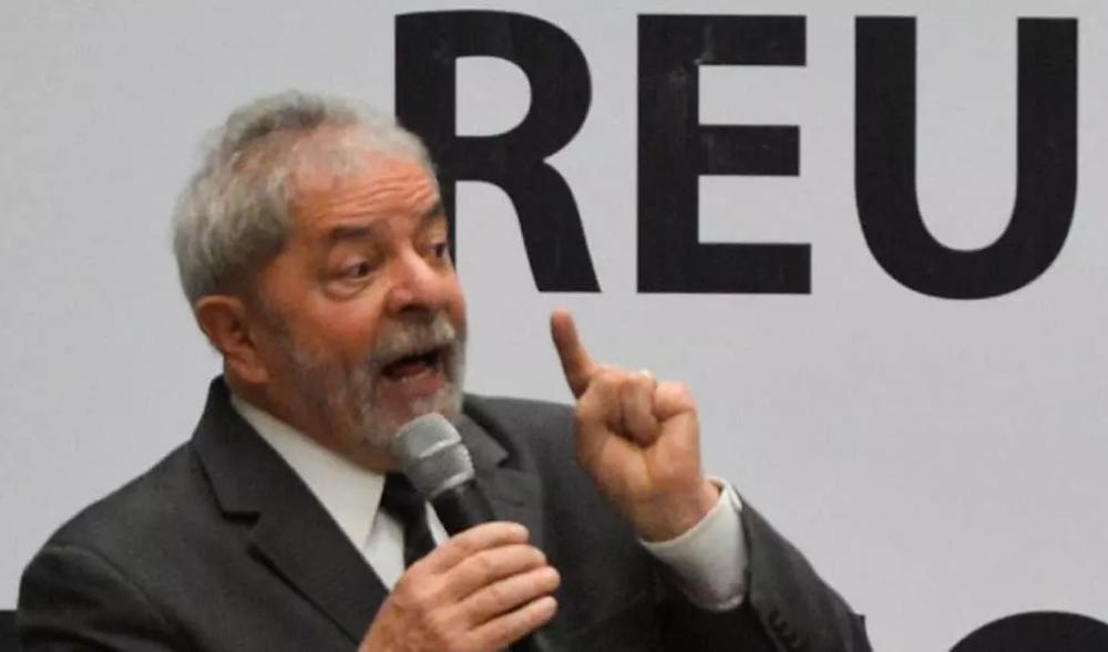 Lula vira réu pela quarta vez na Lava Jato acusado de lavagem de dinheiro na Petrobras