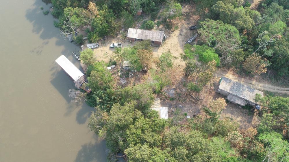 PMA de Coxim autua empresário em R$ 5,5 mil por construção de pousada e rancho pesqueiro degradando área protegida de matas ciliares do rio Taquari