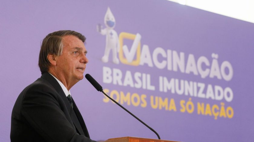 Bolsonaro pede união a governadores na luta contra a Covid-19