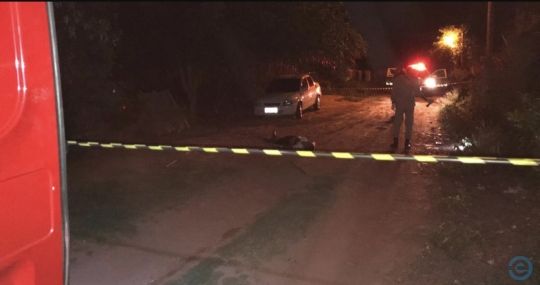 Filho mata o próprio pai com golpe de tesoura no peito em Coxim