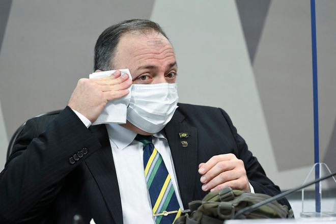 'Falta de oxigênio no AM duraram apenas três dias', diz Pazuello; senadores reagem