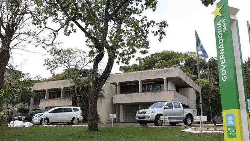 Sem reajuste há 7 anos, servidores de MS perdem poder de compra e têm defasagem de 34% do salário