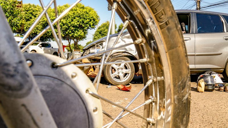 Idosa tem perna esmagada e é socorrida em estado grave após acidente em Campo Grande