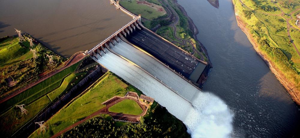Paraguai vai elevar em 42% compra da usina de Itaipu