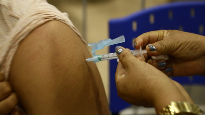 Com vacinação avançada, cidade do MS deve imunizar toda a população adulta até o fim de julho