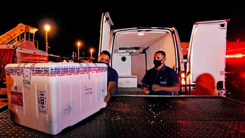 Municípios de MS começam a receber 67.250 doses de vacina contra covid nesta segunda-feira