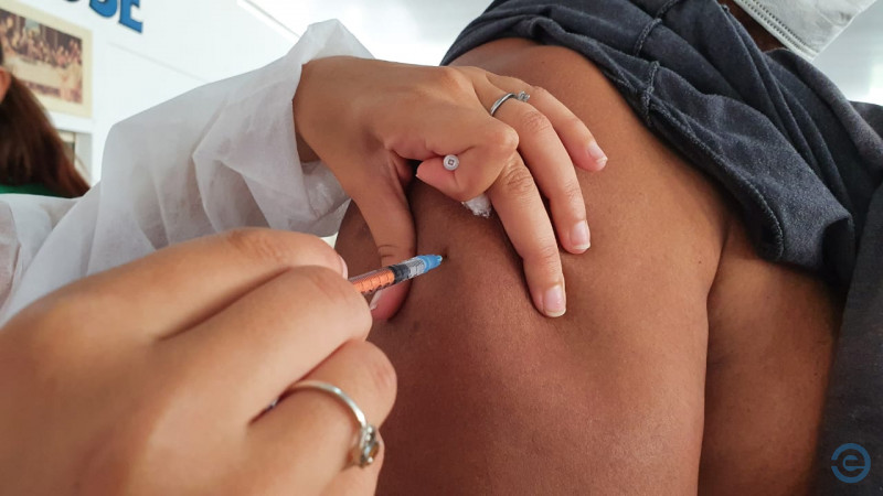 Pessoas com 29 anos ou mais podem se vacinar contra o Covid-19 em Coxim