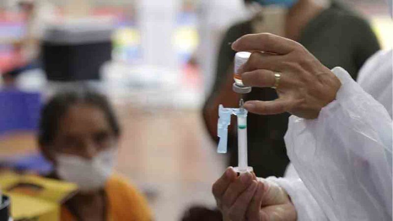 Em MS, 44% dos municípios vacinam os 18 anos e Cosems quer começar a imunizar adolescentes