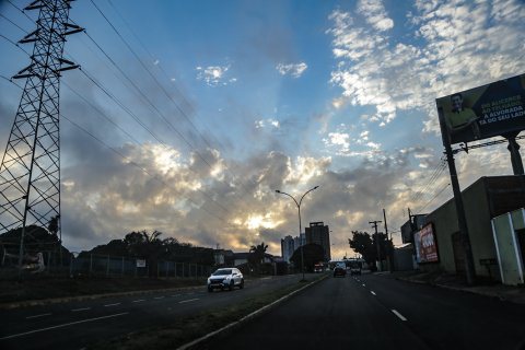 Virada no tempo: frente fria chega a MS e Inmet alerta para tempestades