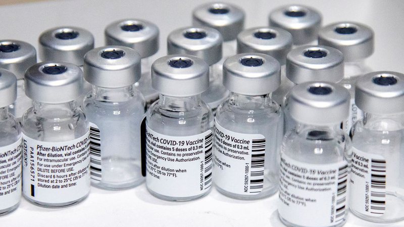 Chega ao Brasil lote com mais de 1,5 milhão de vacinas da Pfizer