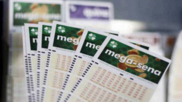 Prêmio acumulado de R$ 45 milhões da Mega-Sena será sorteado neste sábado; faça apostas online