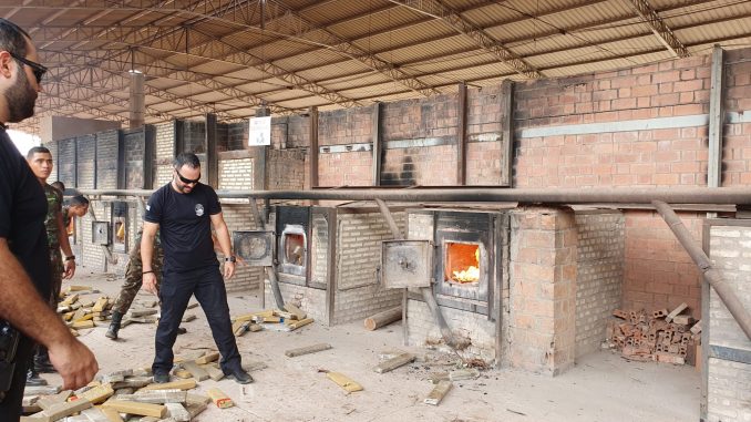 Polícia Civil incinera 4,5 toneladas de drogas em Coxim