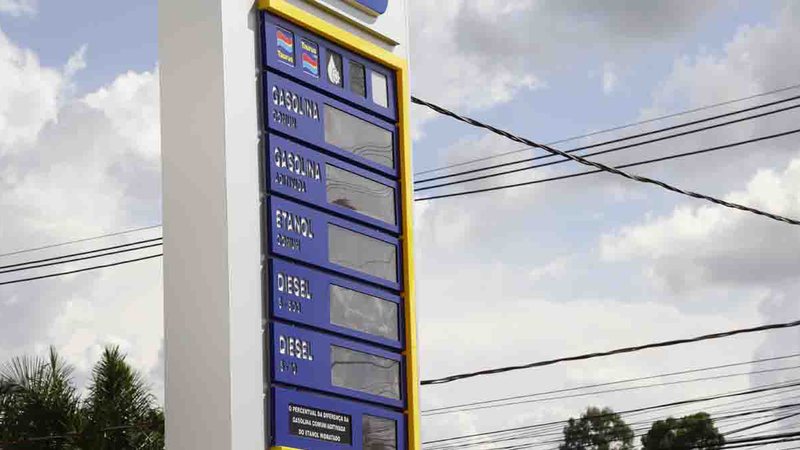 Alta demanda e importação liberada pela Petrobras devem deixar combustíveis mais caros em MS