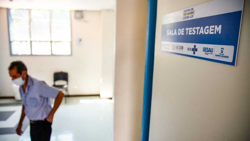 Mesmo sem agendamento ou filas, procura por testes de covid cai até 95% em Campo Grande