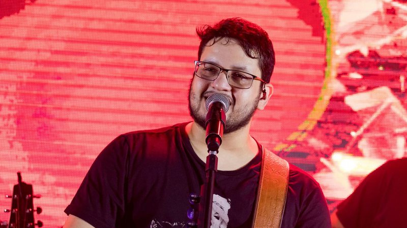 Cantor Maurílio morre em hospital de Goiânia aos 28 anos