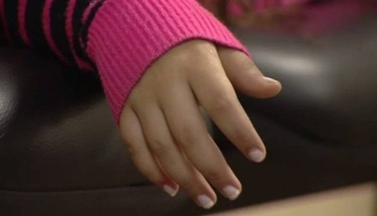 Durante banho na creche, professoras descobrem que menina de 2 anos foi estuprada