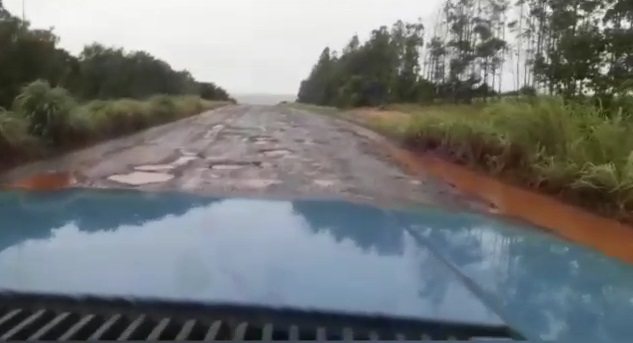 VÍDEO: Trecho da MS-436 está intransitável e vira pesadelo para moradores de Figueirão