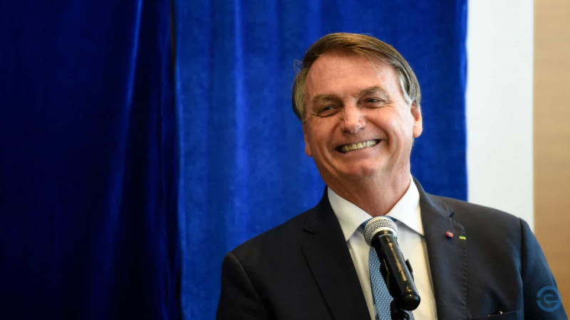 Bolsonaro volta a dizer que negro é pesado em arrobas e ironiza condenação