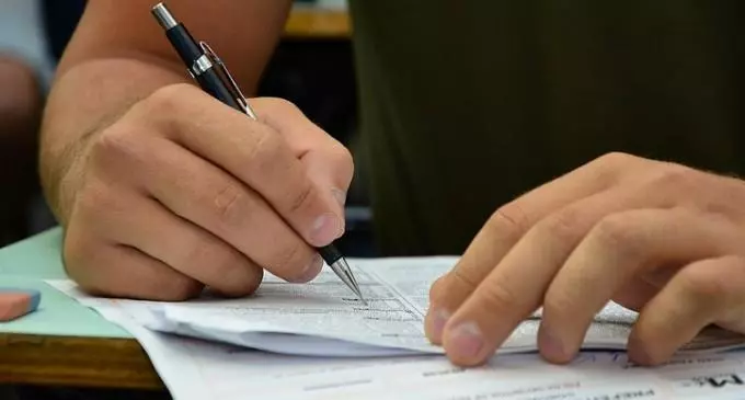 Semana começa com 566 vagas em concursos e processo seletivo de MS que pagam até R$ 35 mil