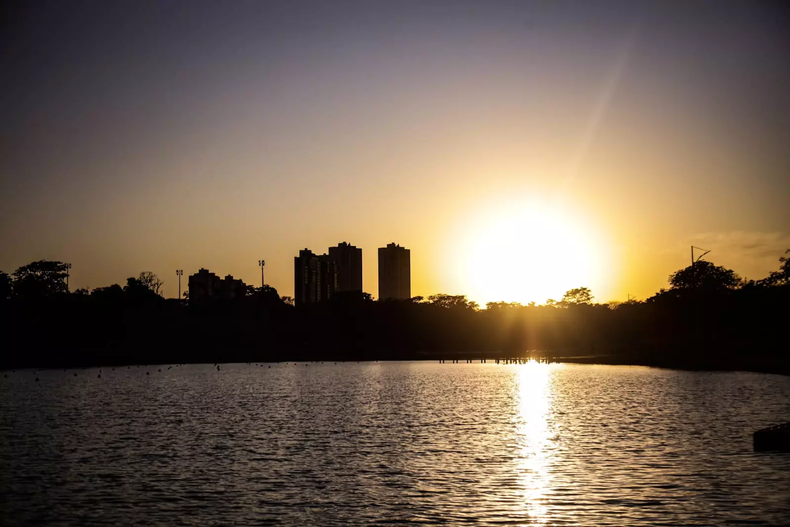 Com alerta para tempo seco, quarta-feira será de sol e calor em MS
