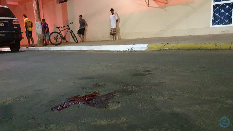 Homem morre ao ter pescoço e mandíbula quebrados durante briga no Senhor Divino